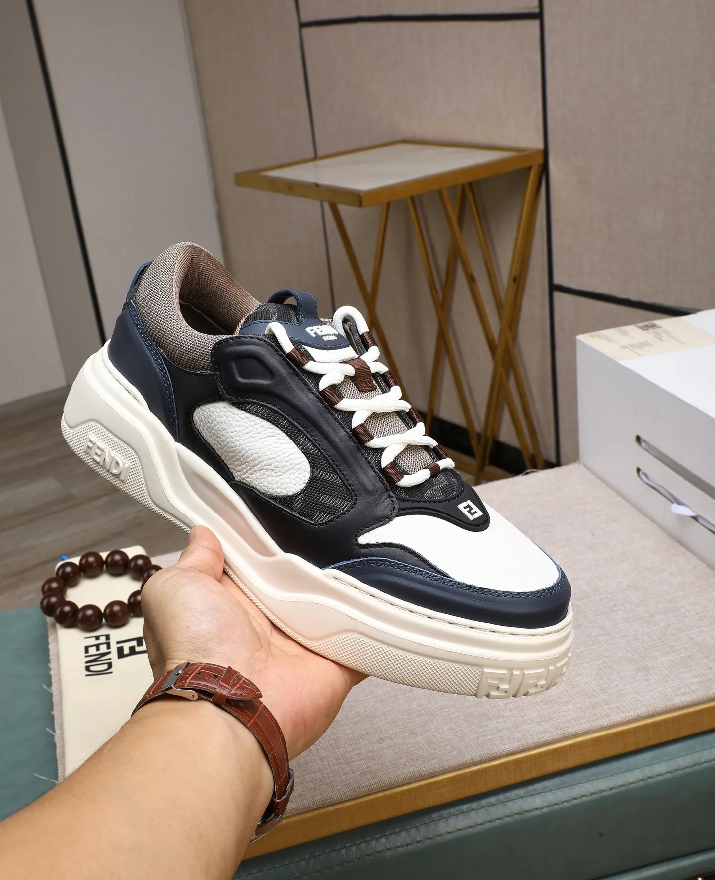 Men's shoes 💰820 [FENDI] Fendi - High-end quality original casual sports shoes - Upper: Nappa calfskin, pebbled calfskin, tongue and heel; injection molded brand logo plastic module - Lining: brand canvas - Outsole: ultra-light TPR foam·rubber; molded outsole -Super high quality control·Fine workmanship: highlighted (high-end·luxury·grade) -Size :39-44 (38, 45, can be customized)